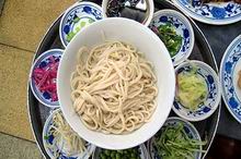 Zhajiang mian (Fried sauce noodles)